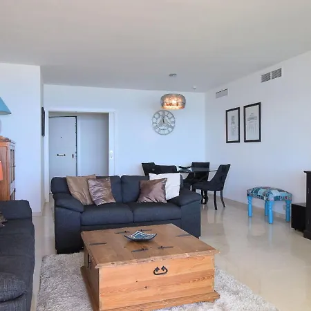 Appartement Near The Beach, Pool, Tennis Court, 3-bedrooms, 2-bathrooms, Ac *