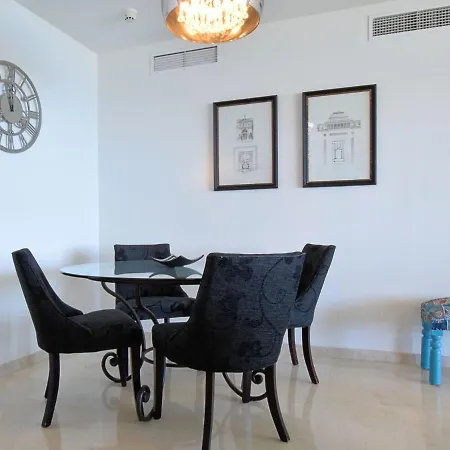 Appartement Near The Beach, Pool, Tennis Court, 3-bedrooms, 2-bathrooms, Ac *